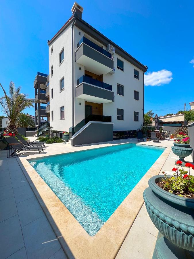 Apartments Sara II Лижнян Экстерьер фото